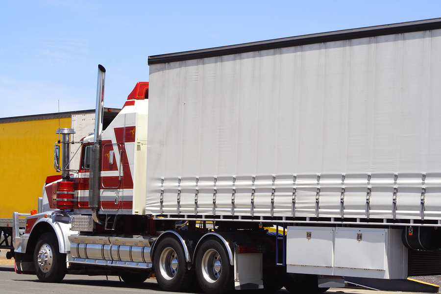 Conestoga Truck which offers both flatbed and van capabilities Conestoga Truck which offers both flatbed and van capabilities