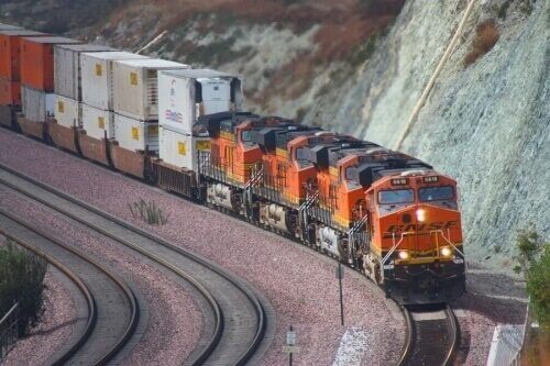 Rail shipping