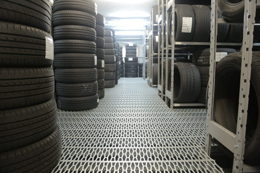 Car Tires Shipped Safely